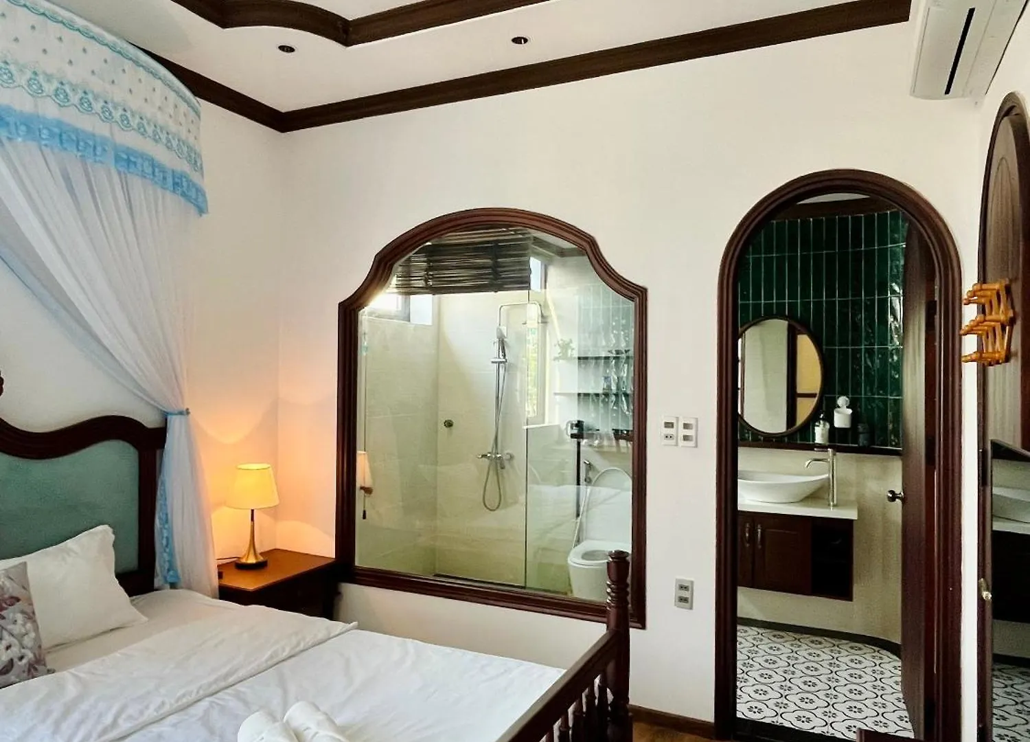 Hotel Becoming Thi Sach Đà Nẵng Vietnam