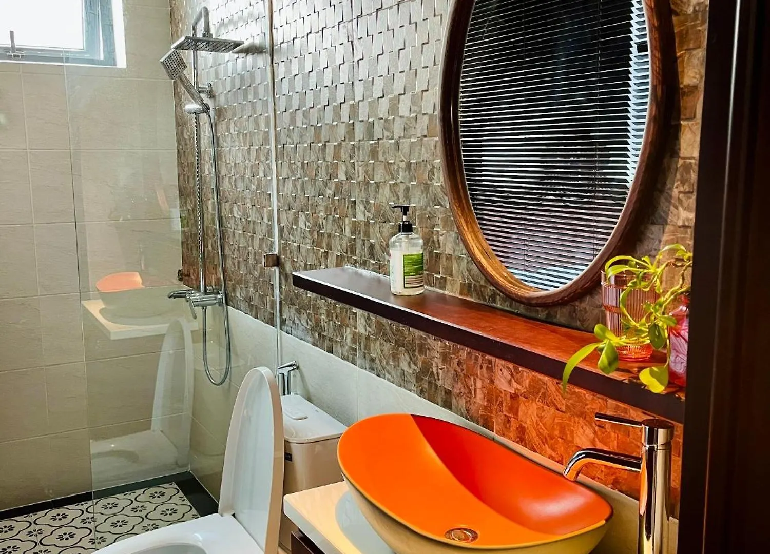 Hotel Becoming Thi Sach Đà Nẵng 0*,  Vietnam